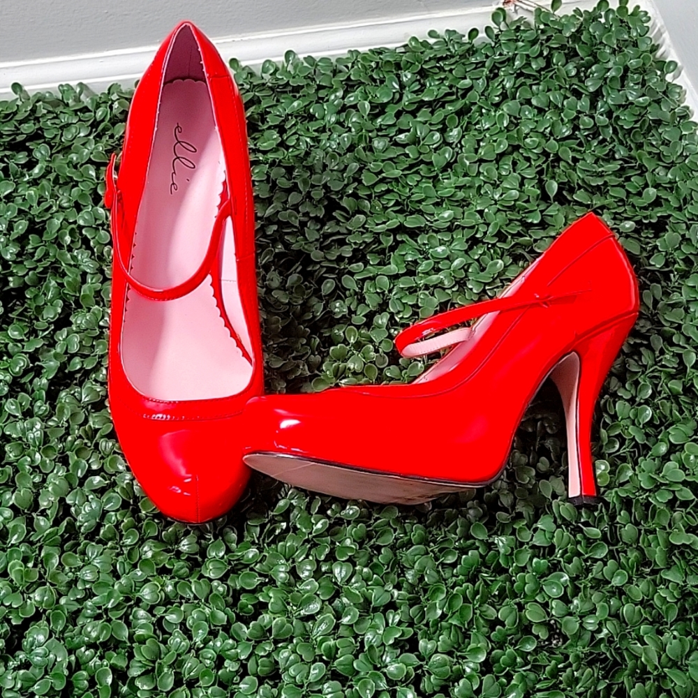 Betty Boop Red heels